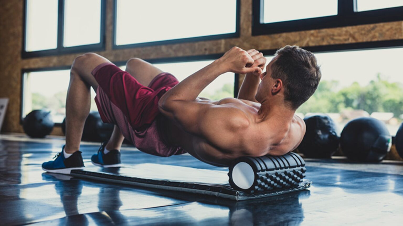 Best Dumbbell Shoulder Exercises & Workouts For Mass