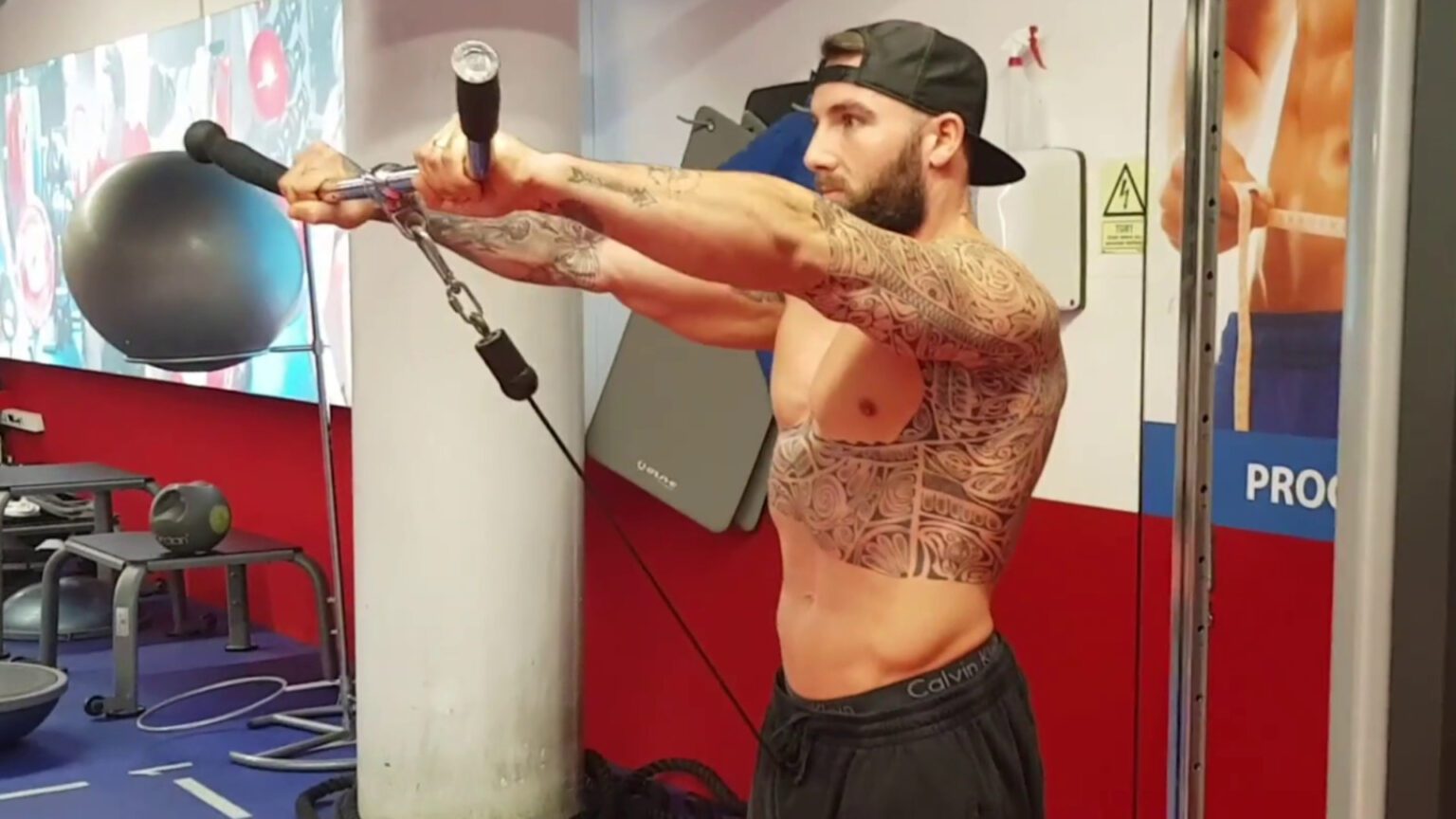 Cable Front Raise Muscles Worked, Benefits, Tips