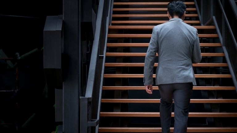 Use Stair Instead Of Elevator Or Escalator To lose weight